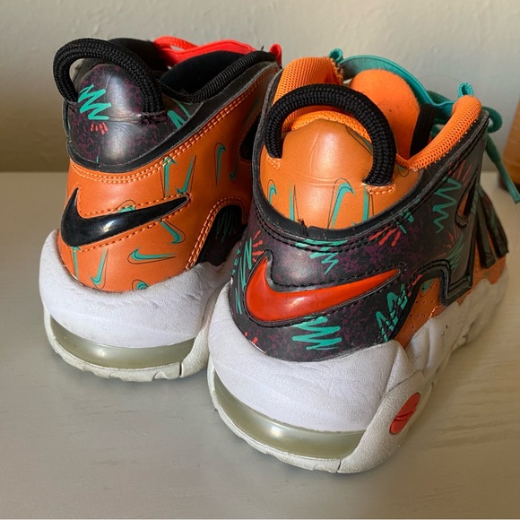 What’s the 90s Nike - Picture 4 of 4